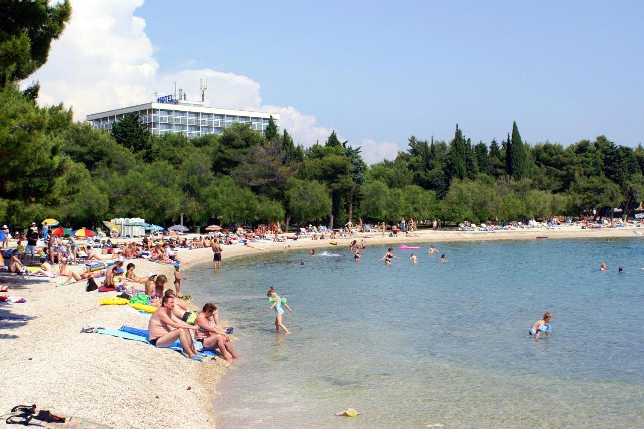 Holiday House With A Parking Space Tribunj, Vodice - 4204 Holiday home Tribunj (Sibenik-Knin)